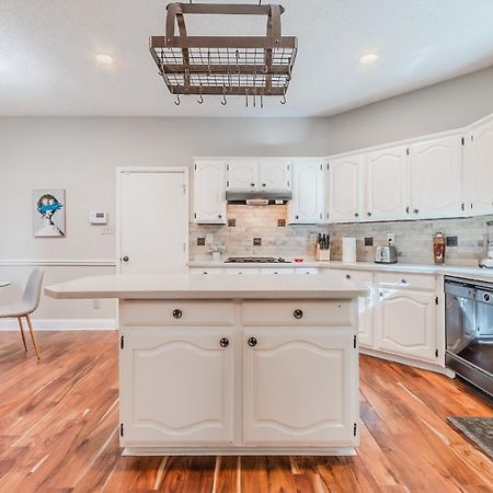 * *Astounding House **Perfect For Family And Friends , Pool , Hot Tub, & Game Room アレン エクステリア 写真