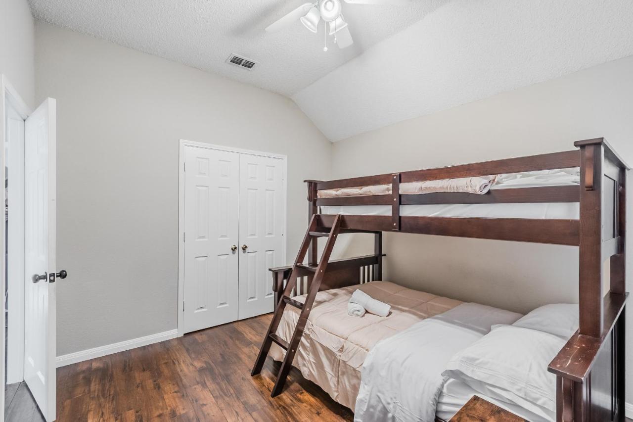 * *Astounding House **Perfect For Family And Friends , Pool , Hot Tub, & Game Room アレン エクステリア 写真
